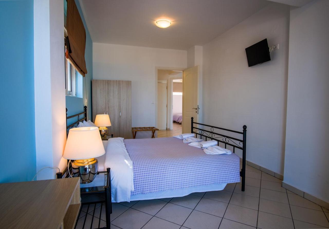 Blue Villas Agia Marina  Luaran gambar