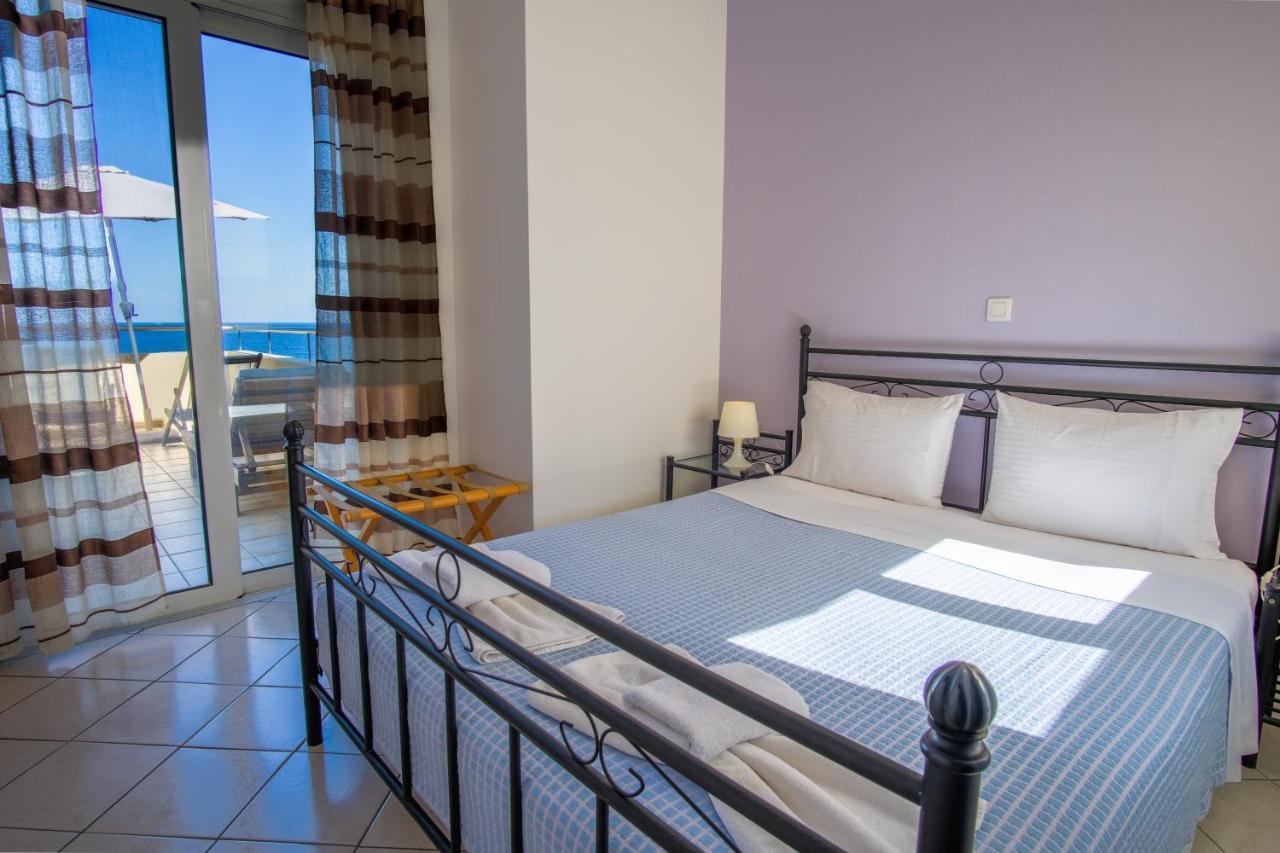 Blue Villas Agia Marina  Luaran gambar