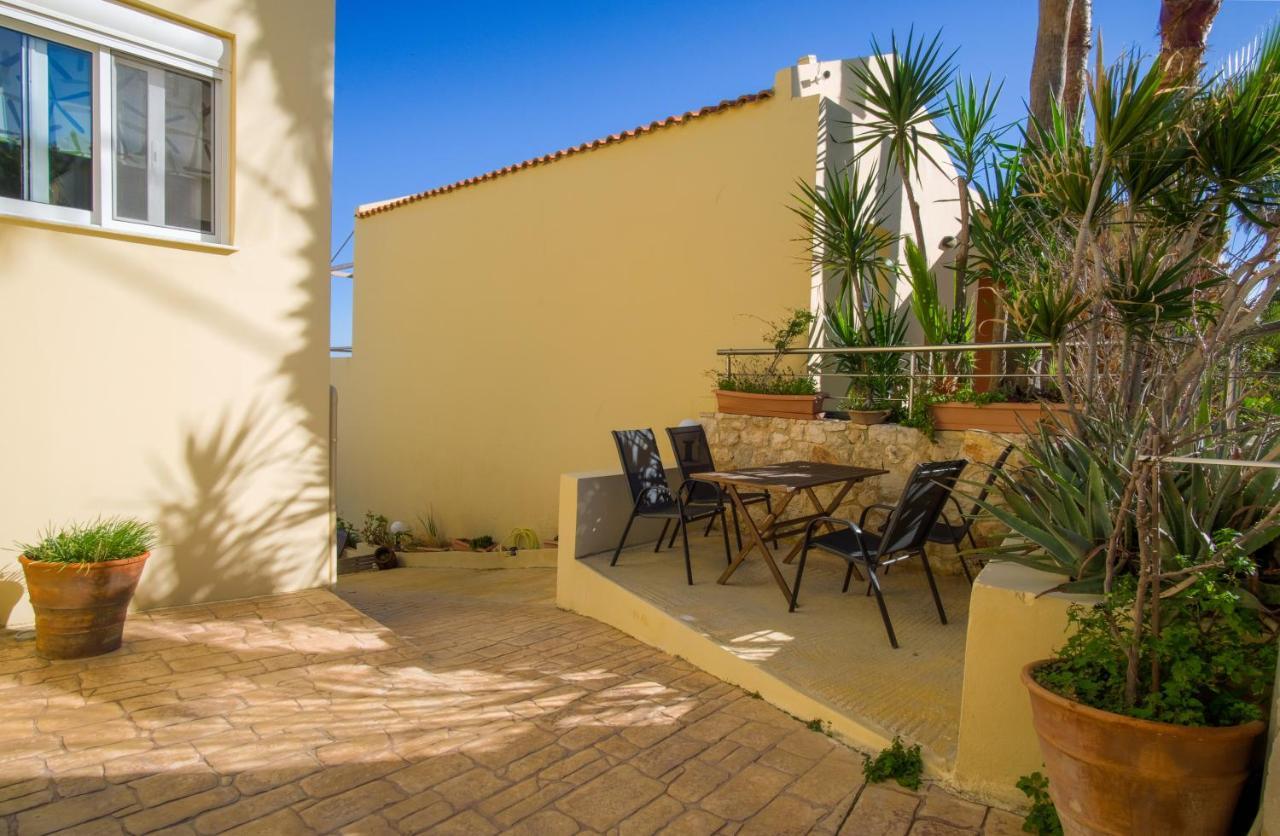 Blue Villas Agia Marina  Luaran gambar